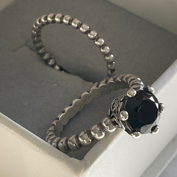 Pandora Silver Ring with Black Stone - Picture 5 of 9